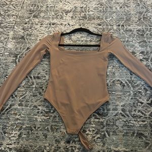 Babaton bodysuit XS